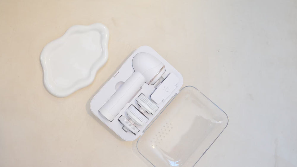 Take a closer look at the Raedia cleansing brush